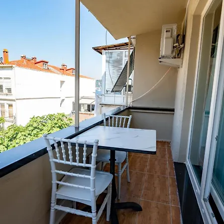 Apartment Sea Sparkle Istanbul