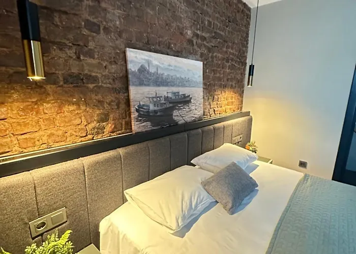 Sea Sparkle * Istanbul