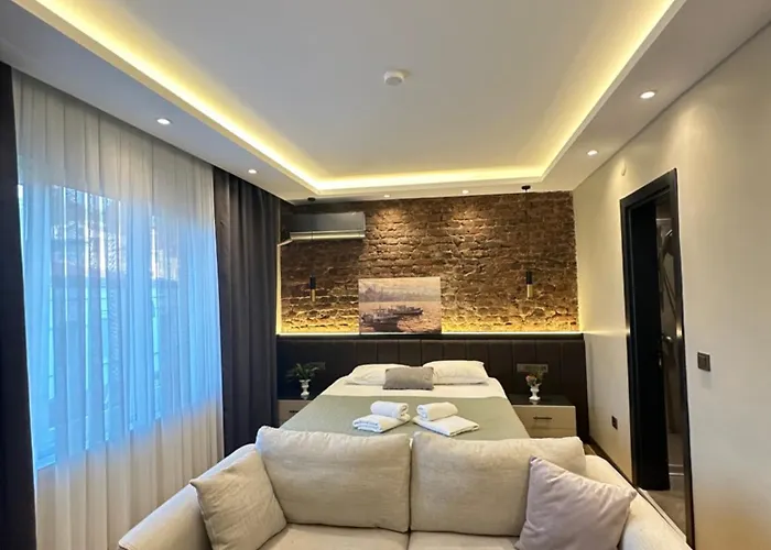 Sea Sparkle * Istanbul